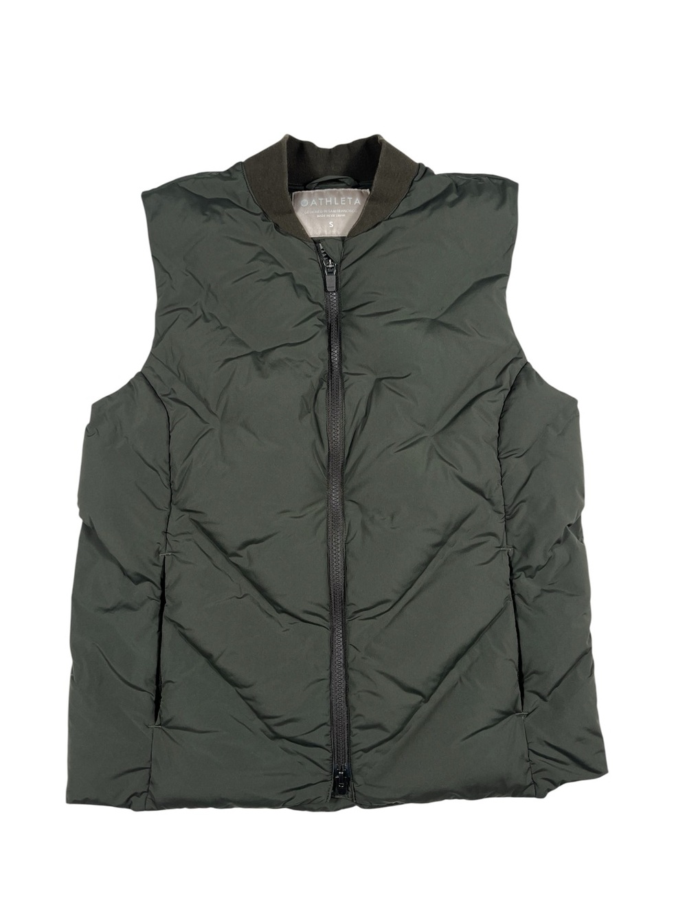 ATHLETA WOMENS INLET PUFFER VEST in DARK OLIVE GREEN EUC size SMALL goose down